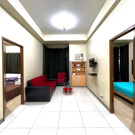 Lovely 2 Bed Room Condo Infront Of Naia Terminal 3 Manila Esterno foto
