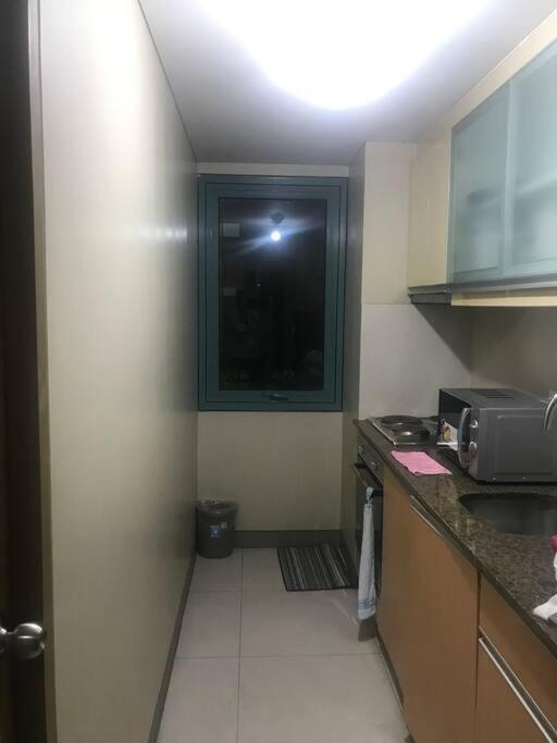 Lovely 2 Bed Room Condo Infront Of Naia Terminal 3 Manila Esterno foto